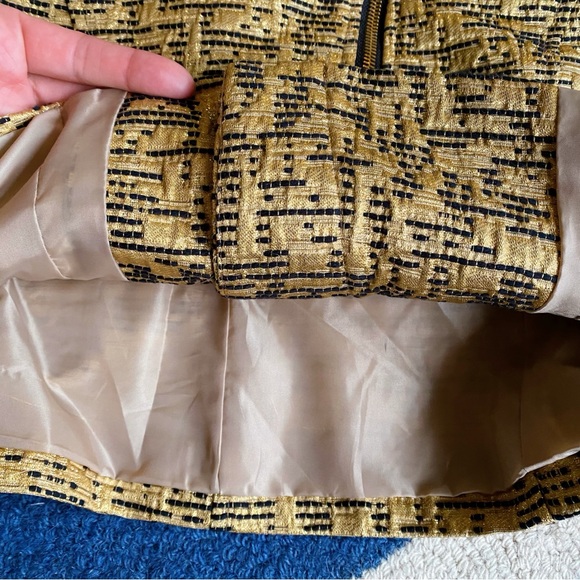 ⭐️ MANGO GOLD BLACK METALLIC BLAZER JACKET! - Picture 12 of 14